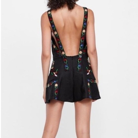 Zara embroidered linen open back romper - Picture 12 of 12